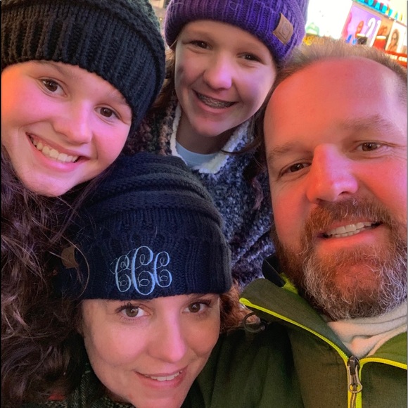 Meet your Posher, Cori - Picture 1 of 1